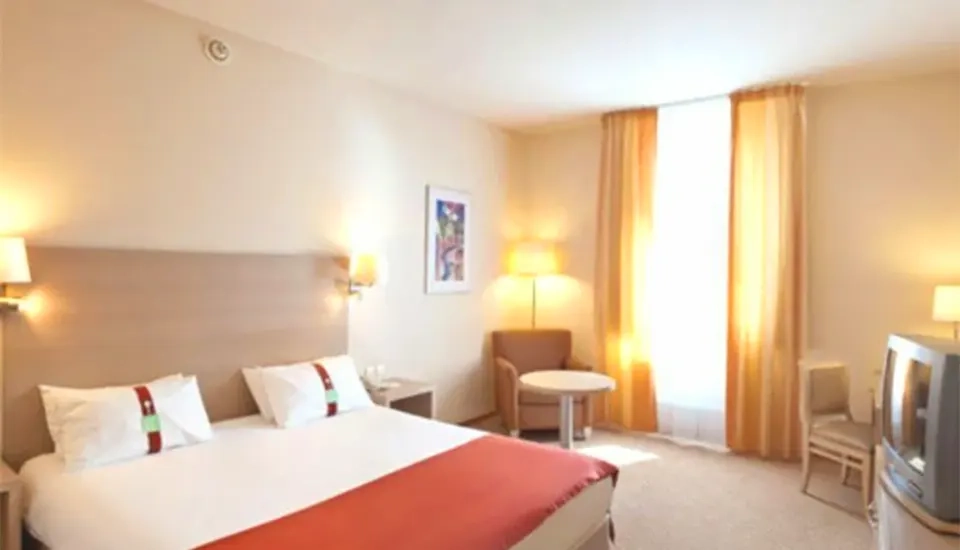 هتل هالیدی این مسکو لسنایا